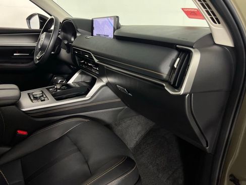 Used 2025 MAZDA CX-70 Plug-In Hybrid w/ Premium Pkg image 33