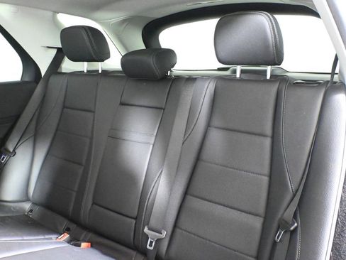 Used 2023 Mercedes-Benz GLE 450 4MATIC image 4