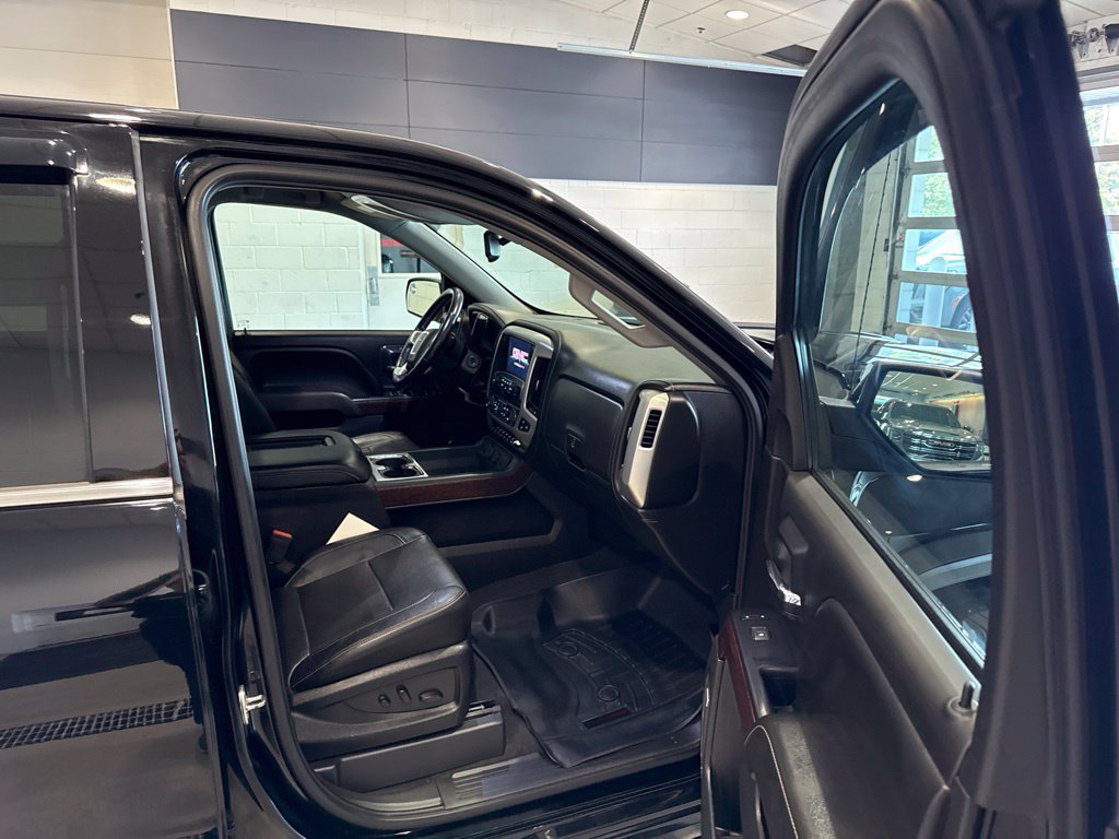 Used 2018 GMC Sierra 1500 SLT AWD/4WD image 12