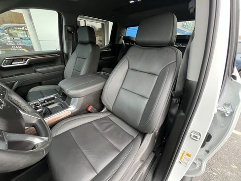 Used 2025 Chevrolet Silverado 1500 RST w/ Rally Edition image 10