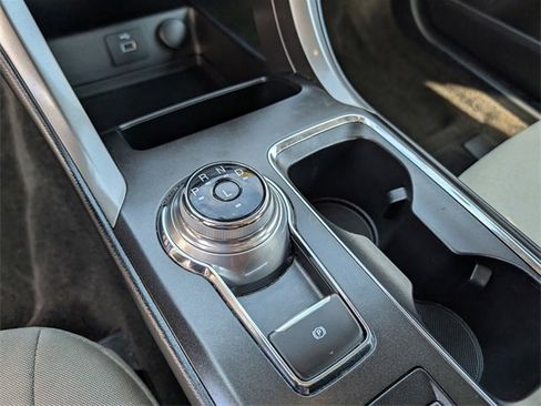 Used 2018 Ford Fusion S image 11