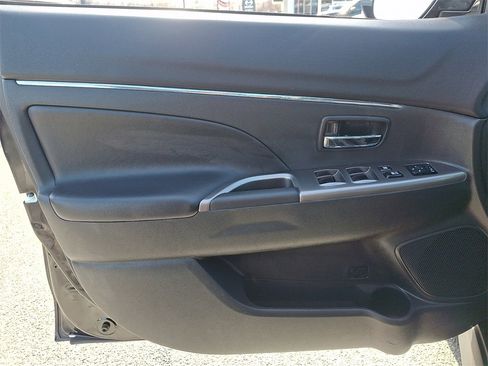 Used 2024 Mitsubishi Outlander Sport SE image 14