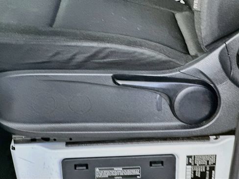 Used 2022 Mercedes-Benz Sprinter 1500 image 21