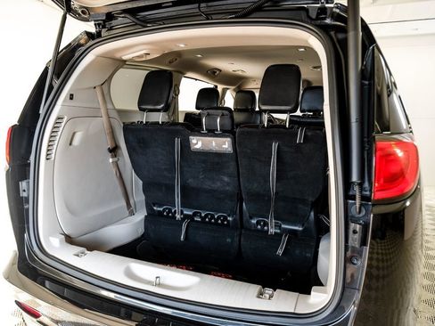 Used 2020 Chrysler Voyager Lxi image 52