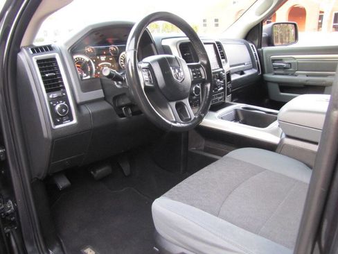 Used 2018 RAM 1500 Big Horn image 13