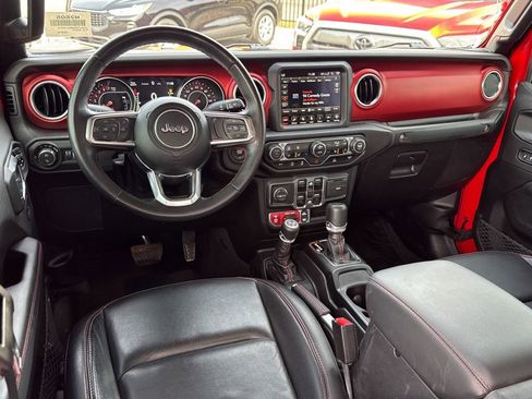Used 2022 Jeep Gladiator Rubicon w/ Cold Weather Group AWD/4WD image 7
