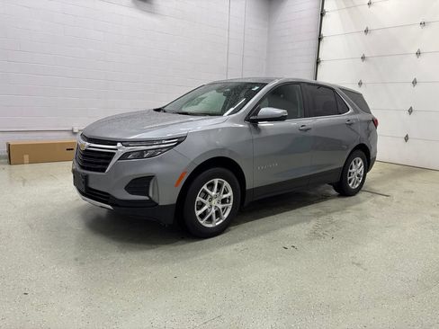 Used 2024 Chevrolet Equinox LT AWD/4WD image 8