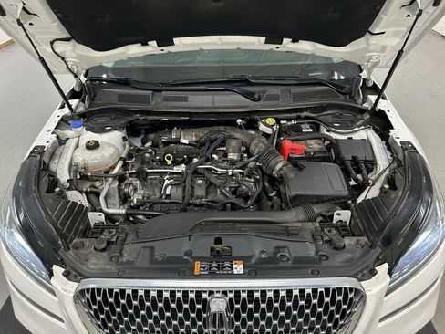 Used 2022 Lincoln Corsair AWD w/ Equipment Group 101A image 24