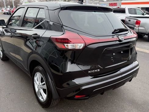Used 2025 Nissan Kicks Play S image 5