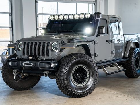 Used 2021 Jeep Gladiator Rubicon image 2