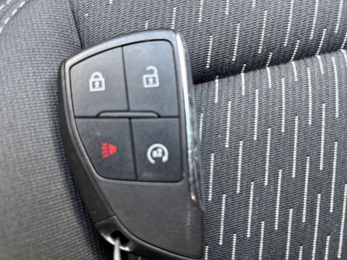 Used 2025 Chevrolet Equinox LT AWD/4WD image 24