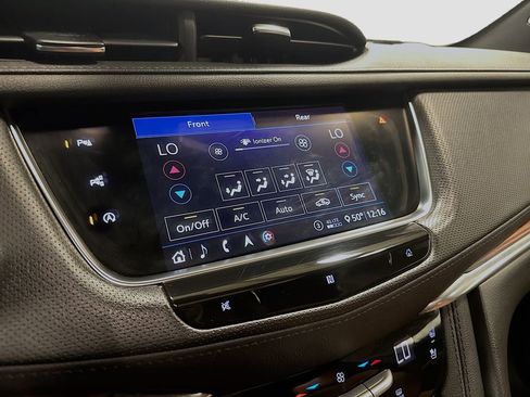 Used 2020 Cadillac XT5 Premium Luxury image 19