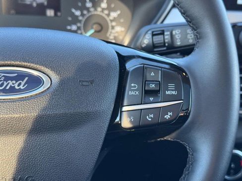 Used 2022 Ford Escape SEL image 21