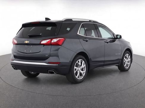 Used 2018 Chevrolet Equinox LT FWD image 8