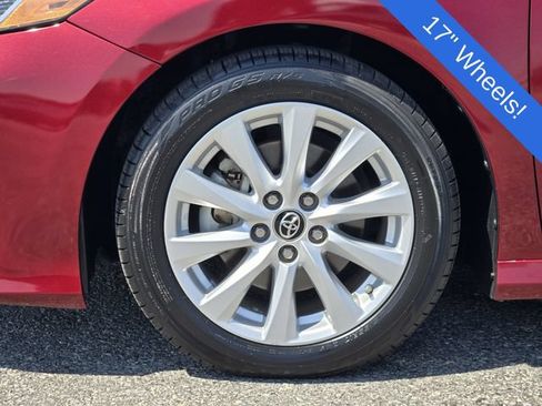 Used 2018 Toyota Camry LE FWD image 10
