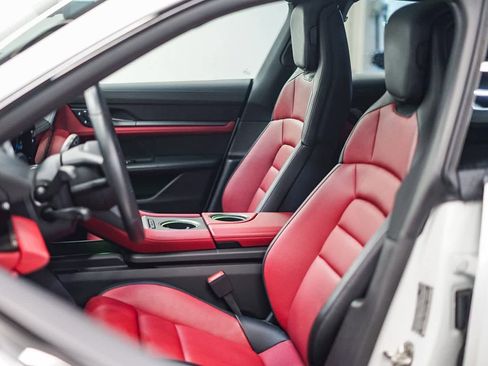 Used 2025 Porsche Taycan 4S image 20