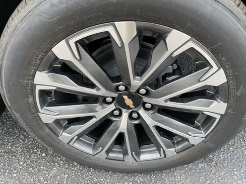 Used 2026 Chevrolet Tahoe High Country image 18