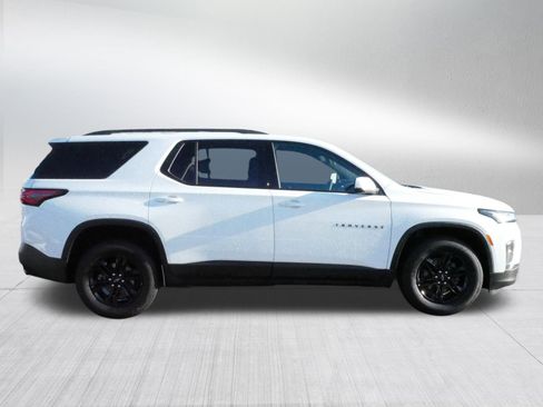 Used 2023 Chevrolet Traverse LT w/ Midnight/Sport Edition image 7