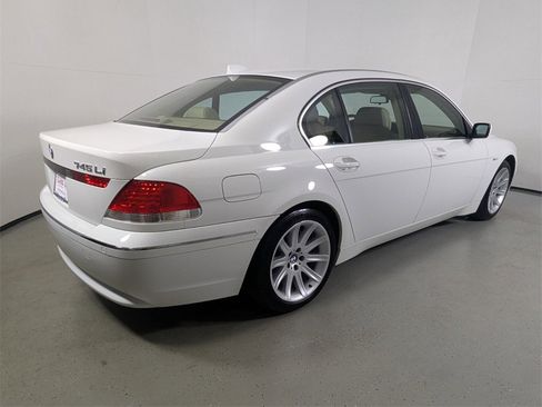 Used 2004 BMW 745Li image 7