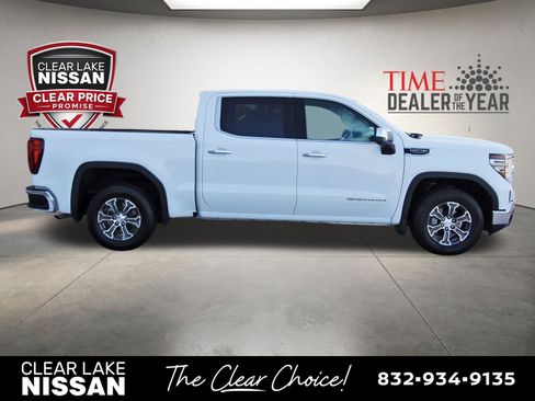 Used 2025 GMC Sierra 1500 SLT RWD image 8