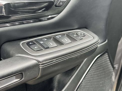 Used 2023 RAM 1500 Limited AWD/4WD image 17