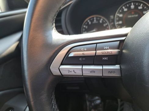 Used 2022 MAZDA MAZDA3 s FWD image 20