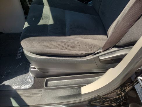 Used 2017 Dodge Grand Caravan SE w/ Power Window Group FWD image 12