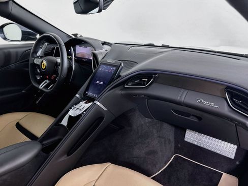 Used 2025 Ferrari Roma Spider RWD image 45