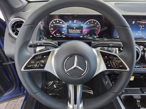 New 2026 Mercedes-Benz GLB 250 image 22