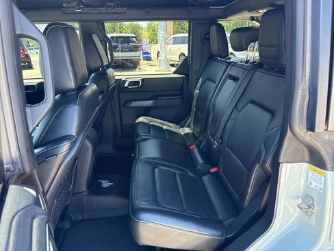 Used 2021 Ford Bronco First Edition AWD/4WD image 24