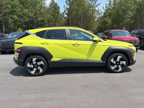 New 2026 Hyundai Kona Limited FWD image 7