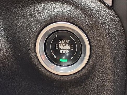 Used 2020 GMC Sierra 1500 SLT w/ SLT Premium Package AWD/4WD image 10