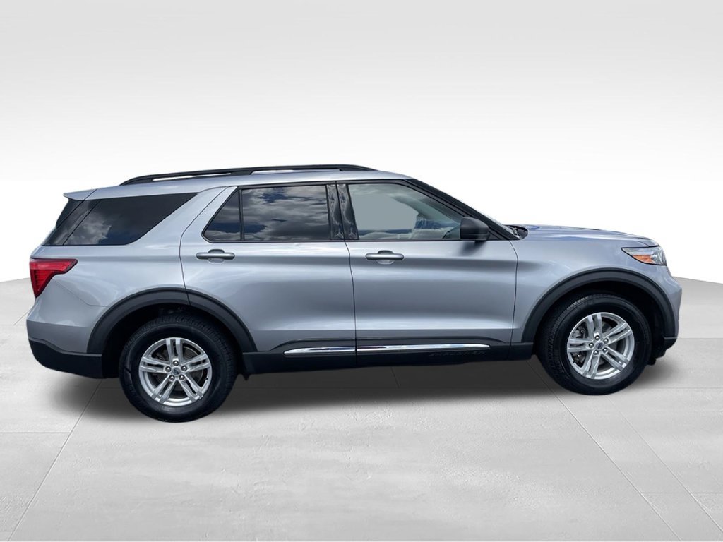 Used 2020 Ford Explorer XLT w/ Comfort Package AWD/4WD image 26