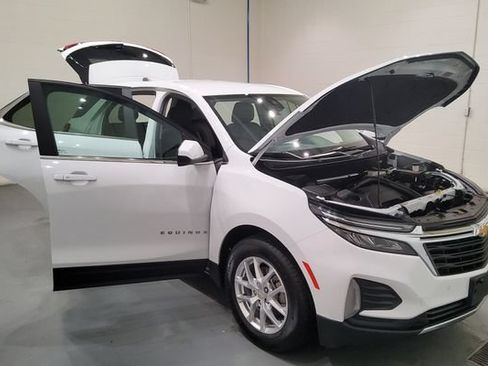 Used 2024 Chevrolet Equinox LT FWD image 9