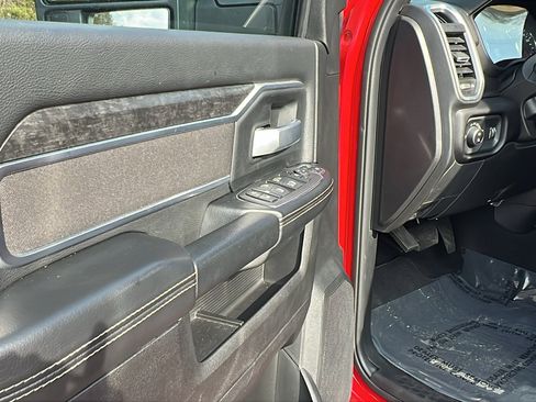 Used 2024 RAM 2500 Big Horn w/ Bed Utility Group image 15