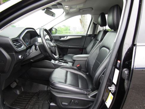 Used 2022 Ford Escape SEL AWD/4WD image 10