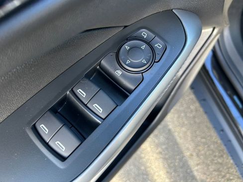 New 2026 Chevrolet Trax RS w/ Driver Confidence Package image 23