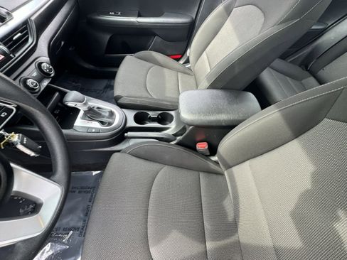 Used 2023 Kia Forte LXS w/ LXS Technology Package image 22