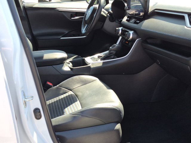 Used 2023 Toyota RAV4 XSE AWD/4WD image 23