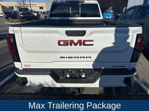 Used 2025 GMC Sierra 2500 AT4 w/ AT4 Premium Plus Package image 5