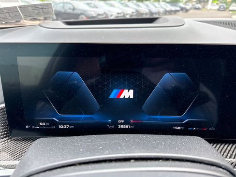 Certified 2024 BMW X7 M60i w/ Executive Package AWD/4WD image 15