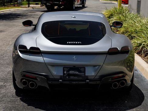 Used 2022 Ferrari Roma RWD image 4