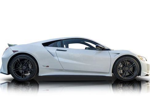 Used 2022 Acura NSX Type S image 2