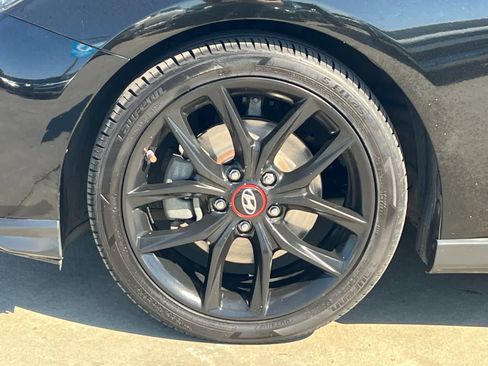 Used 2019 Hyundai Veloster Turbo R-Spec image 25