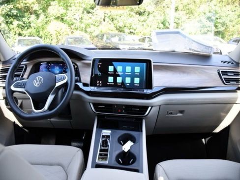 New 2026 Volkswagen Atlas SE AWD/4WD image 18