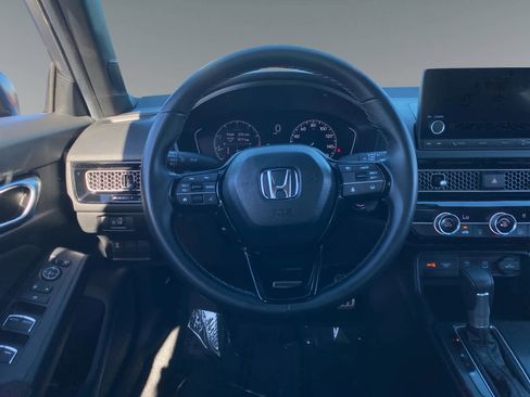 Used 2025 Honda Civic Sport image 12