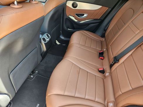Used 2022 Mercedes-Benz GLC 300 image 30