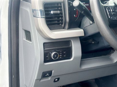Used 2023 Ford F250 XL w/ FX4 Off-Road Package image 11