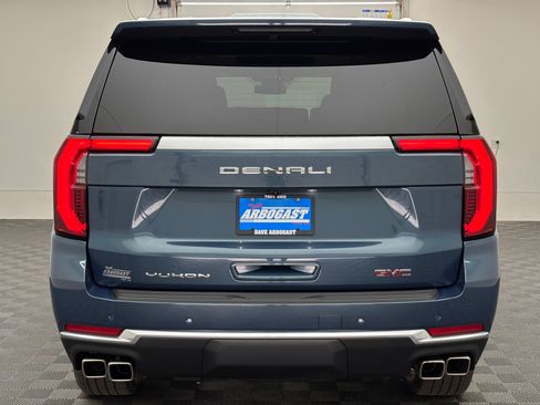 New 2026 GMC Yukon Denali w/ Sun & Power Step Package AWD/4WD image 10