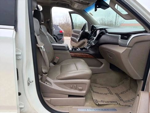 Used 2015 Chevrolet Tahoe LTZ RWD image 32